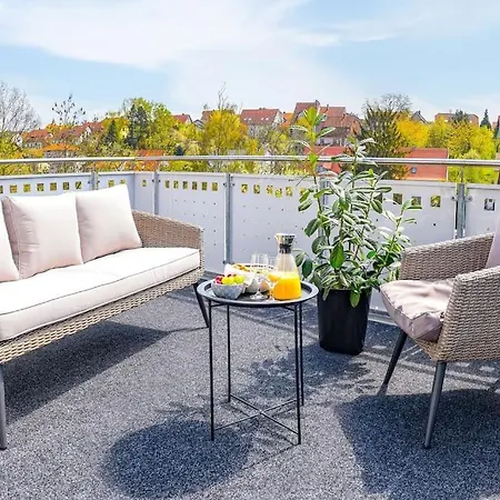 Grosszugiges Haus Mit Schoner Aussicht * Würzburg